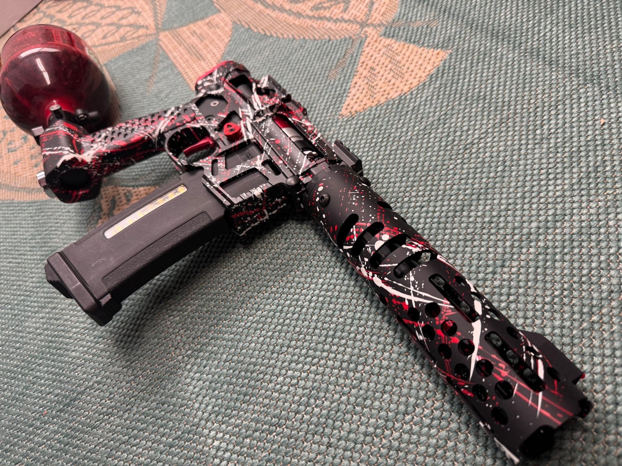KA Tech MAC Polarstar F2 AR7 V MSG/ESG HPA M4 splatter Cerakoted red/white - KA Tech Airsoft - Polarstar F2