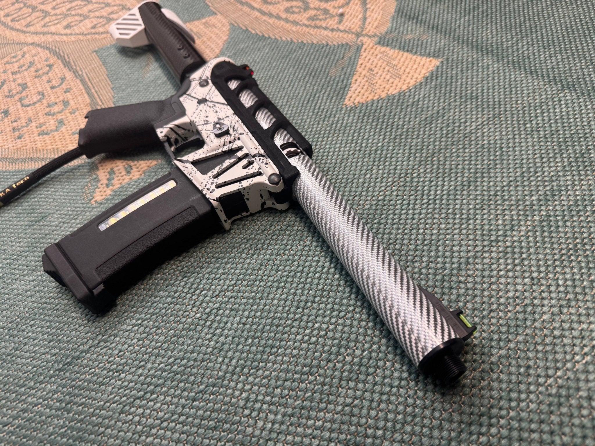 KA Tech MAC Polarstars F2 AR8 HPA M4 Carbon Type 4 Skeletonized Cerakote Splatter - KA Tech Airsoft - Polarstar F2